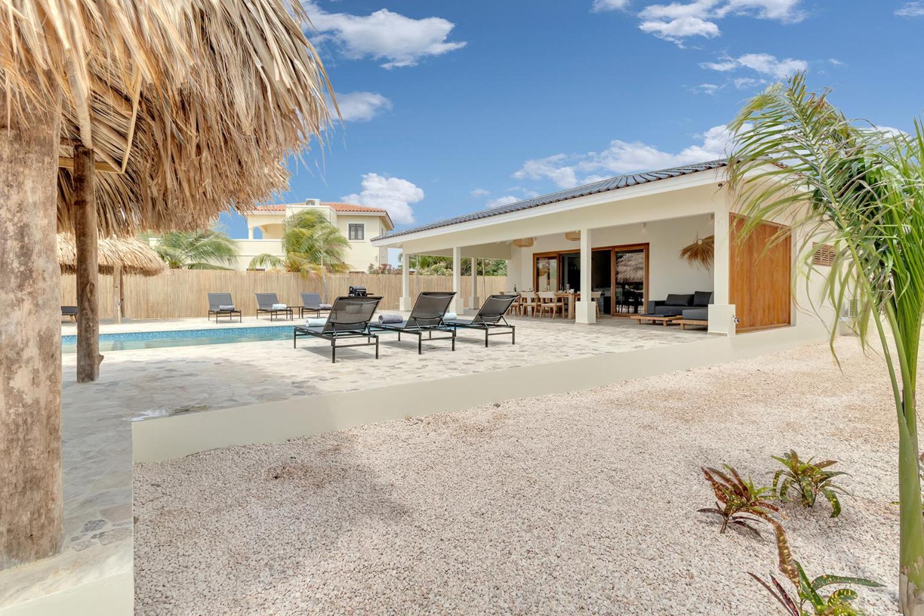 Casa Madera With Large Garden And Private Pool Villa Kralendijk  Luaran gambar
